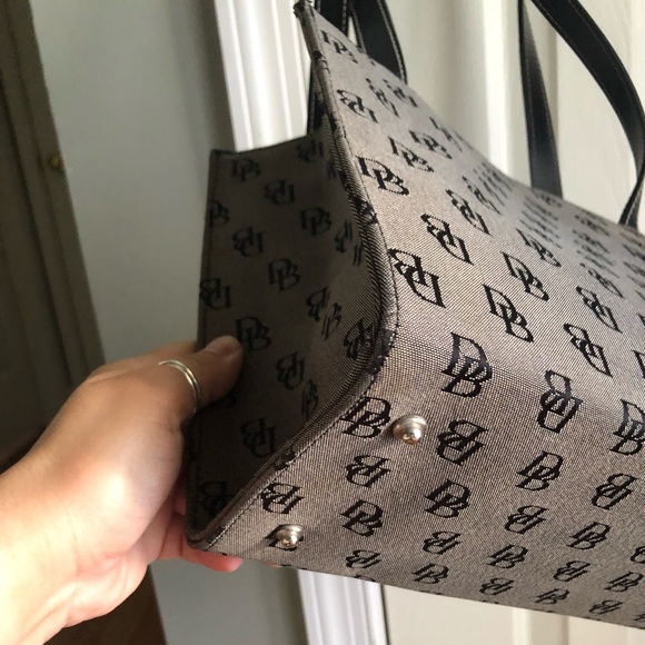 🌸Dooney & Bourke Signature Purse🌸 - Picture 7 of 16